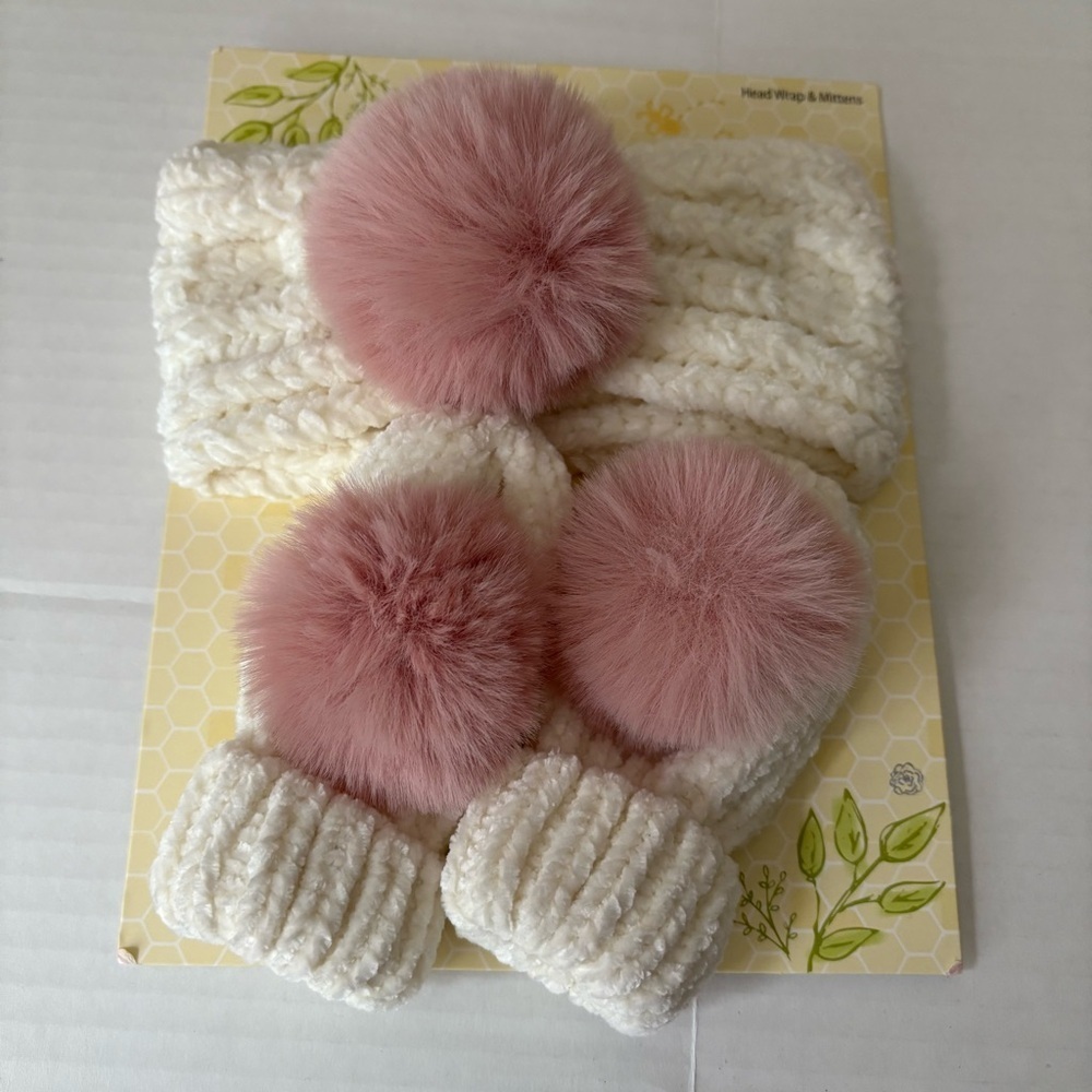 NWT….TULLABEE Head Wrap and Mittens